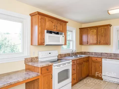 214 Hazel Brook Rd, Marshall, NC 28753 photo 11