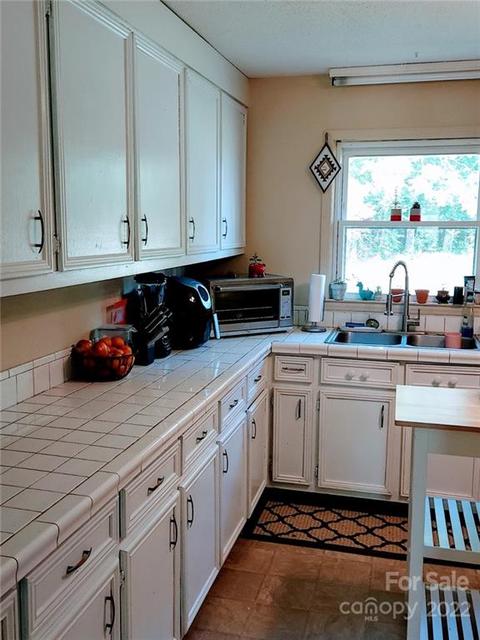 541 Daniel St, Denton, NC 27239 photo 8