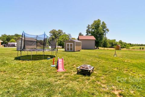 116 Willies Ln, Olin, NC 28660 photo 38