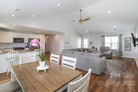 116 Willies Ln, Olin, NC 28660 photo 17