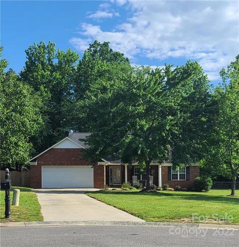 4401 Poxon Ln, Monroe, NC 28110 photo 1