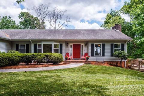 128 Fox Covert Ln, Tryon, NC 28782 photo 1