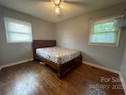 2221 Devon Dr, Dallas, NC 28034 photo 8