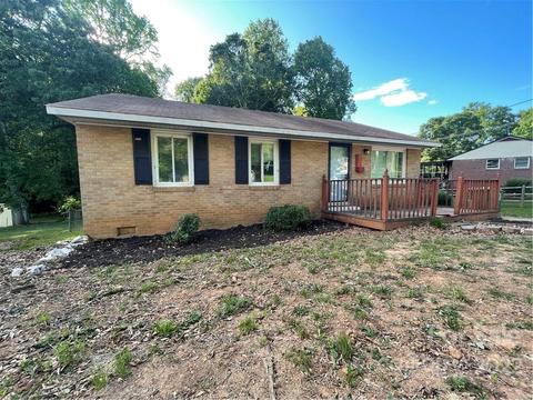 2221 Devon Dr, Dallas, NC 28034 photo 13