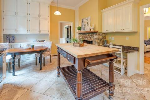 277 Rocky Fork Rd, Fairview, NC 28730 photo 19