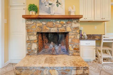 277 Rocky Fork Rd, Fairview, NC 28730 photo 21