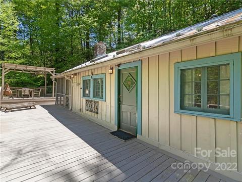 59 Emrys Dr, Cedar Mountain, NC 28718 photo 2