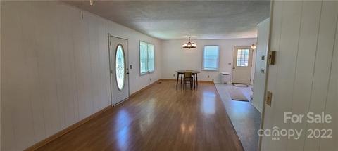 601 Staley St, Troy, NC 27371 photo 2