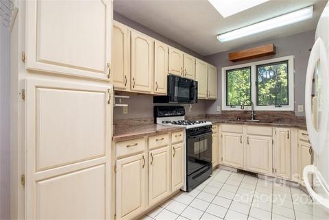 39 Eagle View Dr, Brevard, NC 28712 photo 12