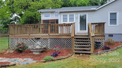 706 E 23rd St, Kannapolis, NC 28083 photo 3