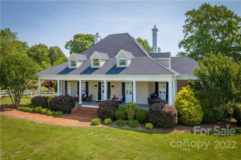 3674 River Rd, Hickory, NC 28602 photo 2