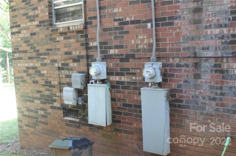 117 4th Ave NE, Conover, NC 28613 photo 6