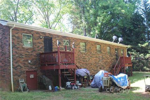 117 4th Ave NE, Conover, NC 28613 photo 3