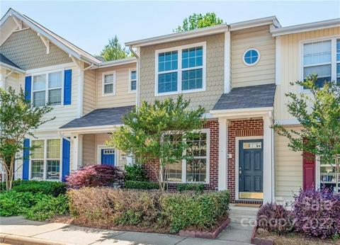 766 Shellstone Pl, Fort Mill, SC 29708 photo 2