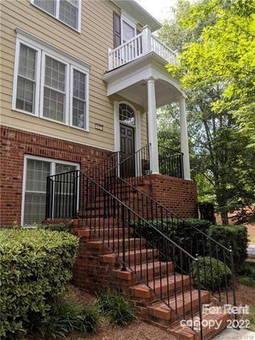 827 Granby Dr, Fort Mill, SC 29708 photo 2