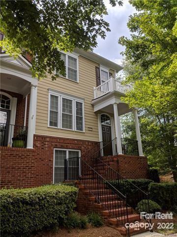 827 Granby Dr, Fort Mill, SC 29708 photo 1