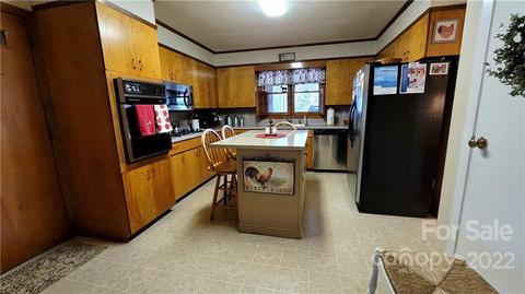 4464 Bennett Rd, Morganton, NC 28655 photo 4
