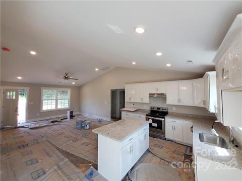 835 Generation Ln, Clover, SC 29710 photo 5