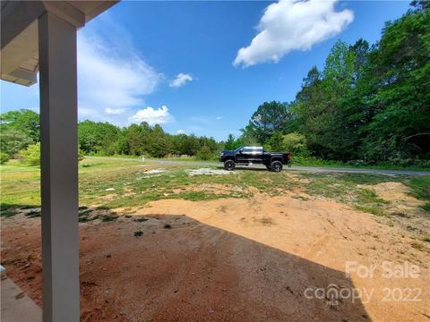 835 Generation Ln, Clover, SC 29710 photo 3