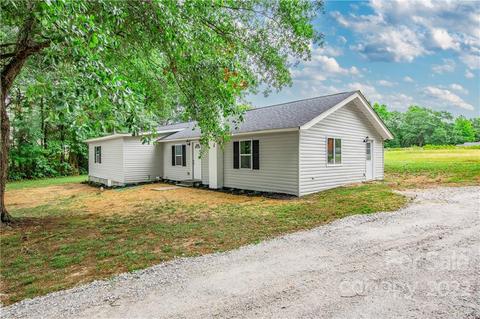 2498 Cane Mill Rd, Lancaster, SC 29720 photo 3