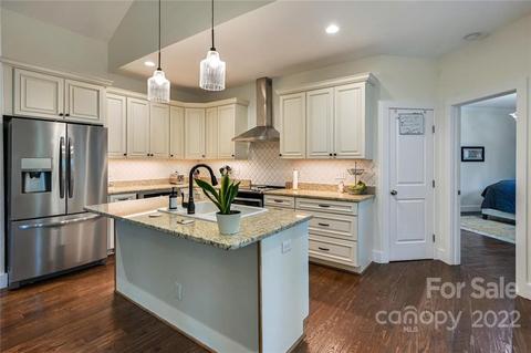 161 Snooks Path, Mars Hill, NC 28754 photo 7