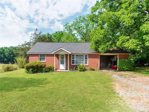 2202 Flat Creek Rd, Lancaster, SC 29720 photo 1