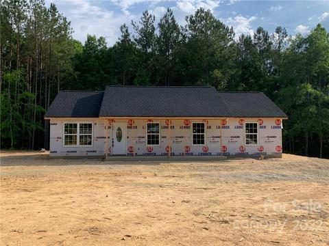 1697 Evans Dr, Lancaster, SC 29720 photo 2