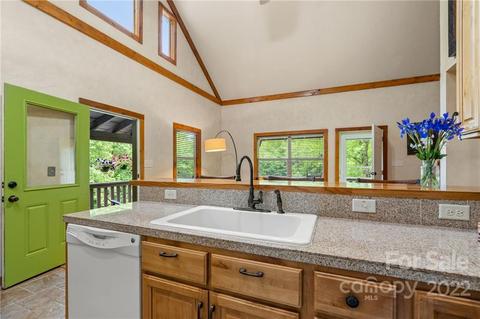 43 Rough Knob Rd, Clyde, NC 28721 photo 7