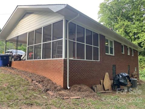 409 3rd St SW, Conover, NC 28613 photo 6