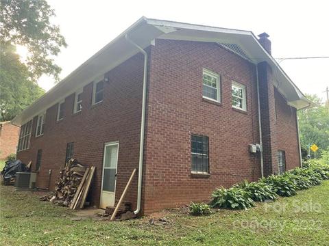 409 3rd St SW, Conover, NC 28613 photo 8