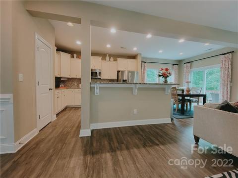 7716 W Berkeley Rd, Denver, NC 28037 photo 4