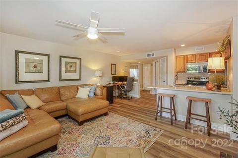 216 Northwest Dr, Davidson, NC 28036 photo 8