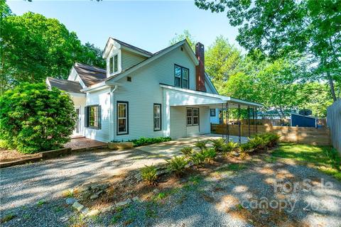 444 Maple St, Brevard, NC 28712 photo 4