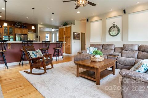 2391 Paint Fork Rd, Mars Hill, NC 28754 photo 16