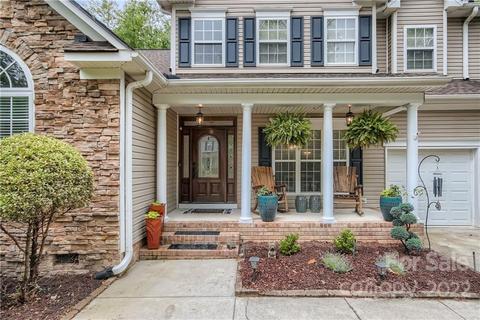 9728 Willow Leaf Ln, Cornelius, NC 28031 photo 2