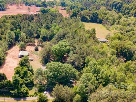 4004 Pony Dr, Conover, NC 28613 photo 14