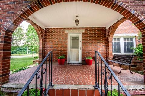 170 E Memorial Hwy, Harmony, NC 28634 photo 4