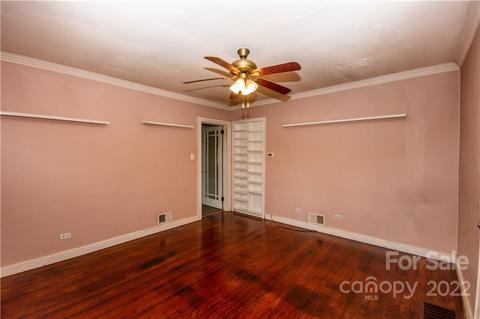 170 E Memorial Hwy, Harmony, NC 28634 photo 12