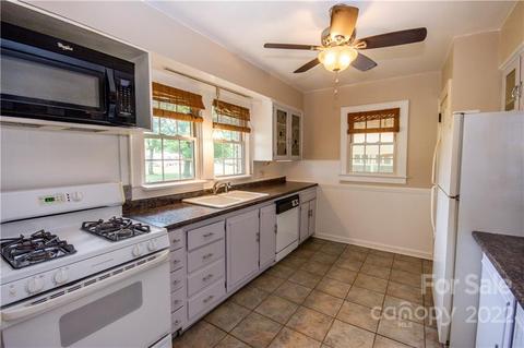 170 E Memorial Hwy, Harmony, NC 28634 photo 17