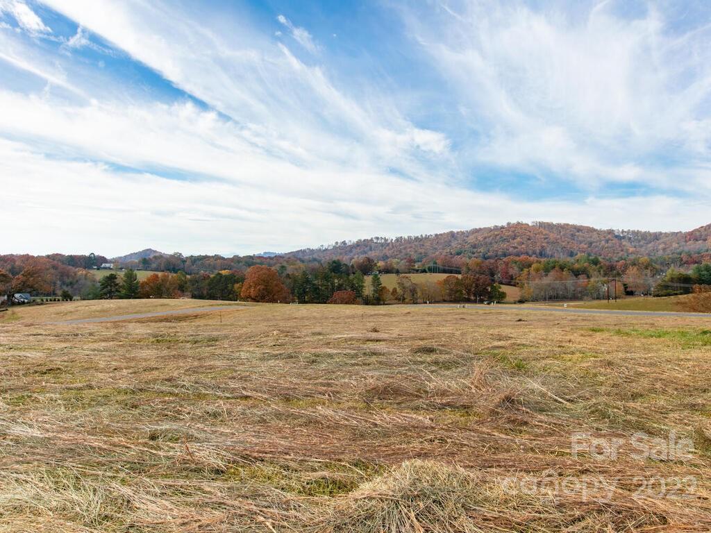 133 Golden Pasture 9 Dr Unit 9  