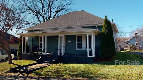 61 4th St, Cramerton, NC 28032 photo 3