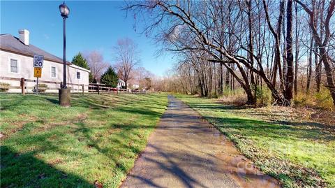 61 4th St, Cramerton, NC 28032 photo 8