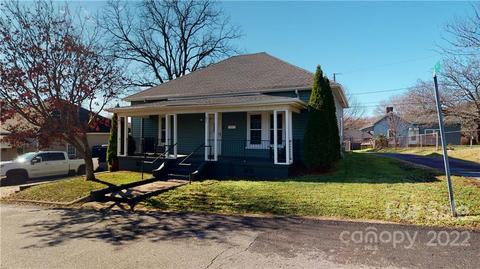 61 4th St, Cramerton, NC 28032 photo 4