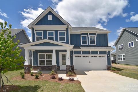 1391 Cedardale Ln, Denver, NC 28037