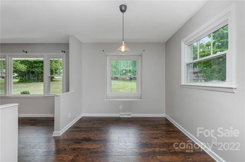 2201 Tarlton Dr, Matthews, NC 28105 photo 5