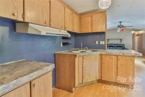 6260 Christopher Ct, Hickory, NC 28601 photo 17