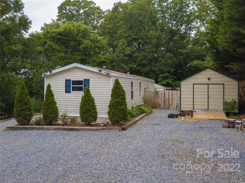 6260 Christopher Ct, Hickory, NC 28601 photo 1