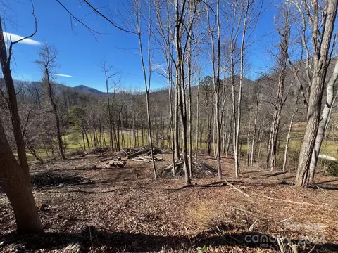 0 Divot A-11 Dr #A-11, Canton, NC 28716
