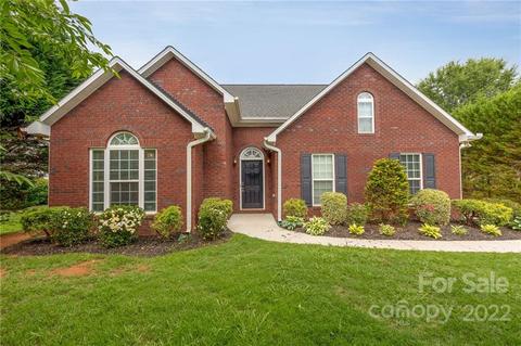 2416 River Chase Dr, Monroe, NC 28110 photo 1