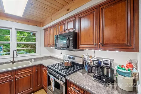 132 Forest Ln, Tryon, NC 28782 photo 13